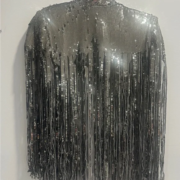 Zara Silver Sequin Cape - Picture 4 of 6